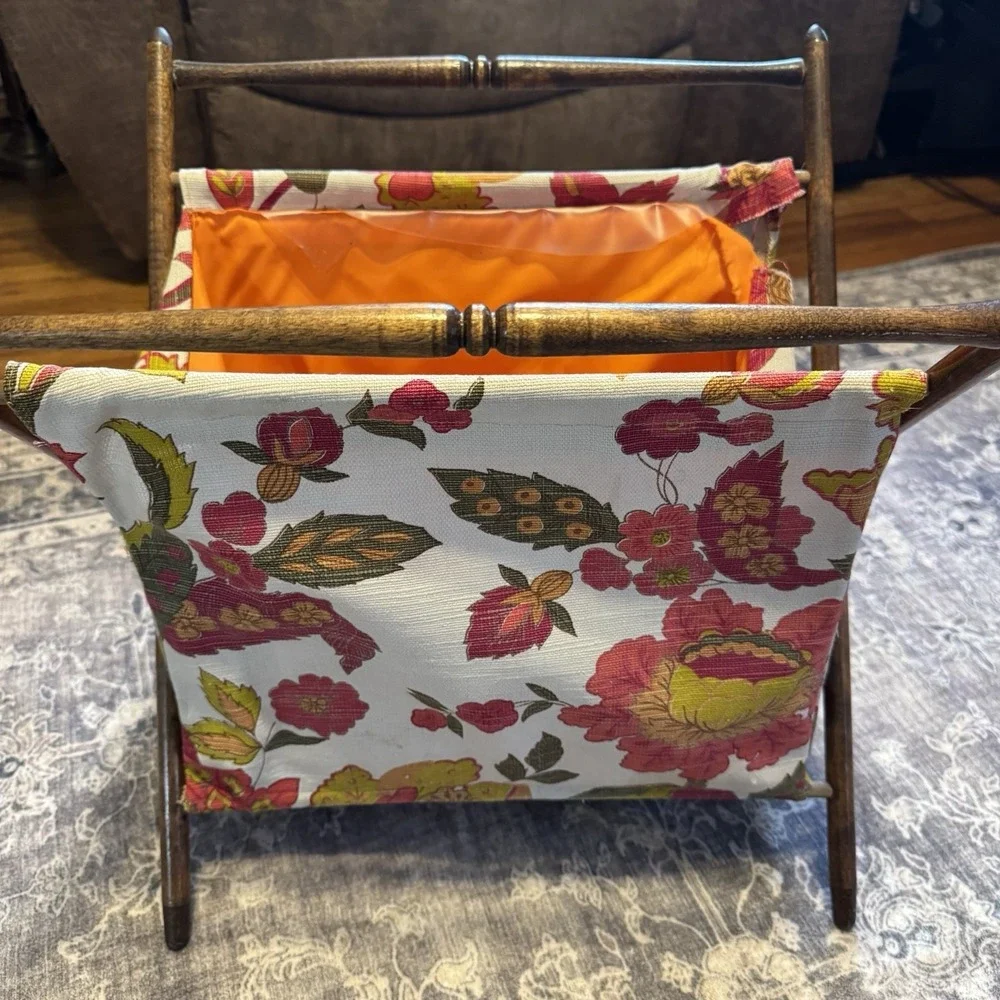 Vtg Sewing Caddy Tote Knitting Basket Yarn Stand Wood Frame Floral *See Pics*